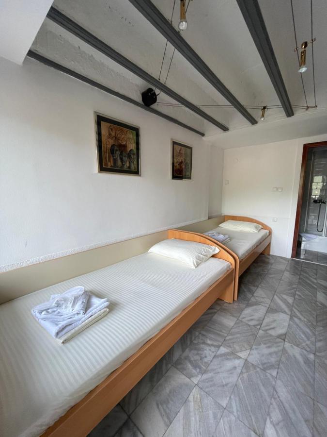 Apartments Evelyn Охрид Экстерьер фото